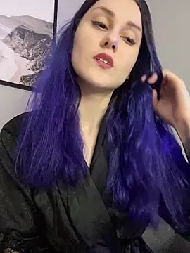 Erotic Synth Goddess online show from 27, 1, 2025