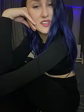 Erotic Synth Goddess online show from 30, 12, 2024