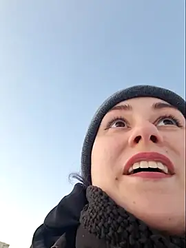 Erotic Synth Goddess online show from 18, 2, 2025