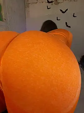 Erotic Synth Goddess online show from 28, 3, 2026