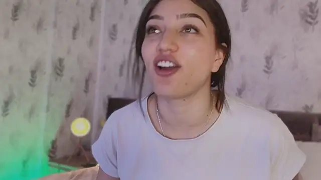 Giaa Ross online show from 10, 9, 2025