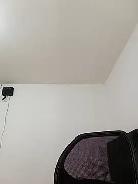 whitegirl0122 online show from 8, 11, 2025