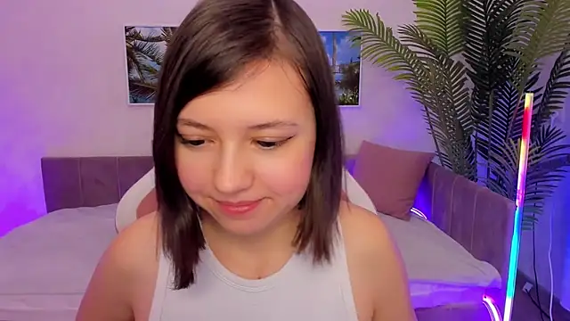 Lina Brownie online show from 8, 3, 2025