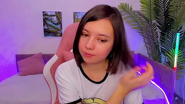 Lina Brownie online show from 9, 2, 2025