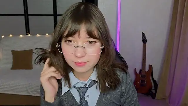 Lina Brownie online show from 29, 11, 2025