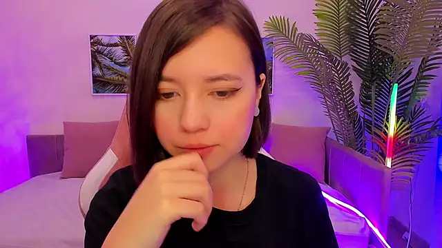 Lina Brownie online show from 16, 2, 2025