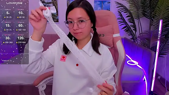 Lina Brownie online show from 6, 10, 2025