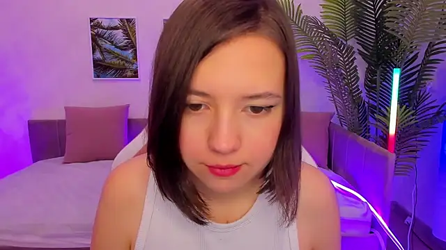 Lina Brownie online show from 15, 2, 2025