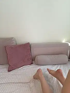 Snapshot of fuckdoll_18 chatting on 18, 7, 2026 fuckdoll 18 online show from 18, 7, 2026