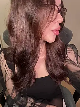 Snapshot of fuckdoll_18 chatting on 3, 3, 2026 fuckdoll 18 online show from 3, 3, 2026