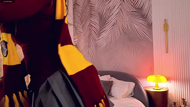 Miley Smile online show from 31, 10, 2025