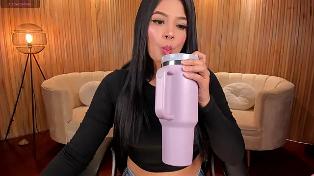 AlyssaDean online show from 17, 10, 2025