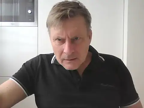 johnnym1 online show from 8, 1, 2025