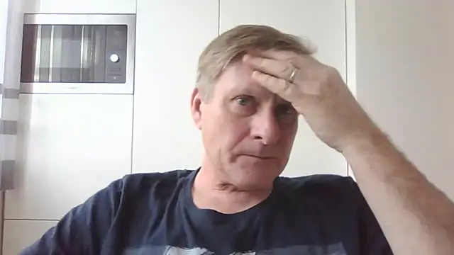 Snapshot of johnnym1 chatting on 10, 2, 2026 johnnym1 online show from 10, 2, 2026