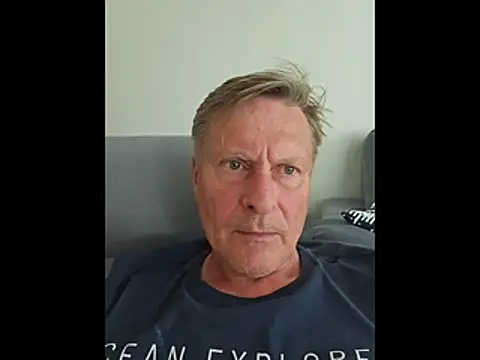 johnnym1 online show from 10, 5, 2026