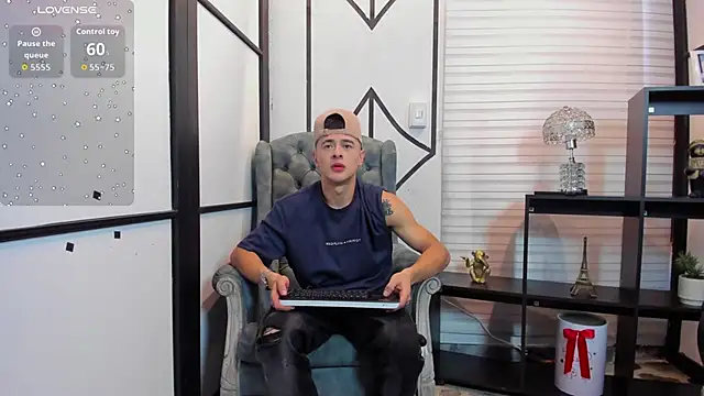 JuniorMorris  online show from 25, 10, 2025
