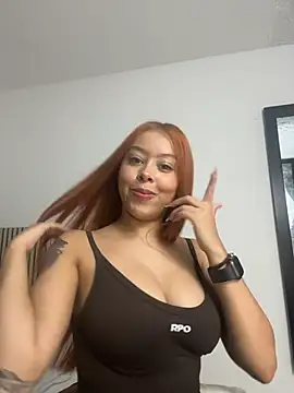 Snapshot of madison_little_ chatting on 10, 11, 2025 madison little online show from 10, 11, 2025