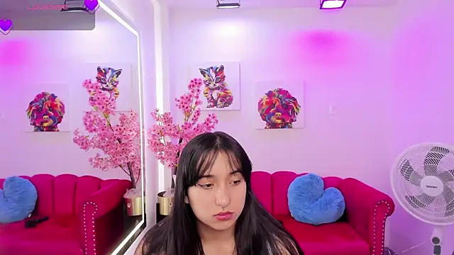 Snapshot of Miss_dolly_ chatting on 3, 3, 2025 Miss dolly online show from 3, 3, 2025