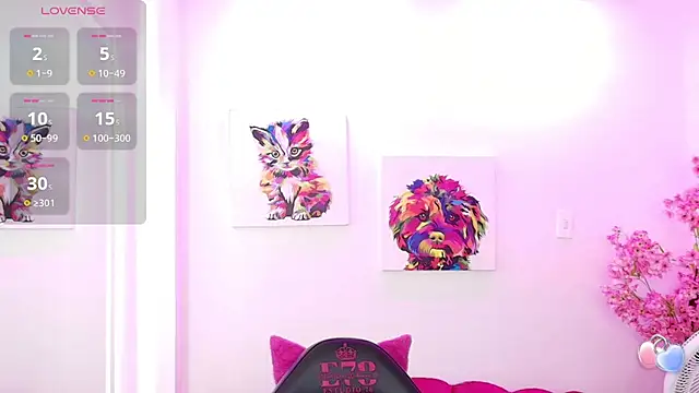 Snapshot of Miss_dolly_ chatting on 10, 10, 2025 Miss dolly online show from 10, 10, 2025