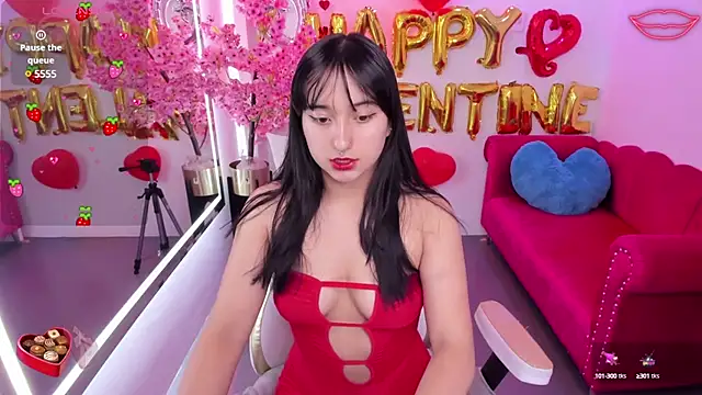 Snapshot of Miss_dolly_ chatting on 19, 2, 2025 Miss dolly online show from 19, 2, 2025