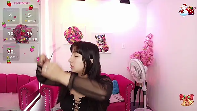 Snapshot of Miss_dolly_ chatting on 20, 11, 2025 Miss dolly online show from 20, 11, 2025