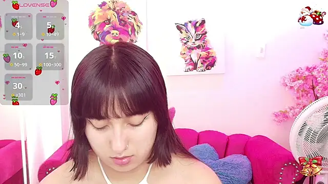 Snapshot of Miss_dolly_ chatting on 25, 11, 2025 Miss dolly online show from 25, 11, 2025