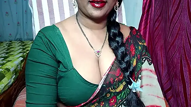 Snapshot of samyukthapuretelugu chatting on 8, 1, 2026 samyukthapuretelugu online show from 8, 1, 2026