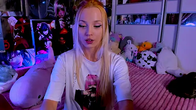 Snapshot of Cute__Pony chatting on 6, 12, 2024 Cute Pony online show from 6, 12, 2024