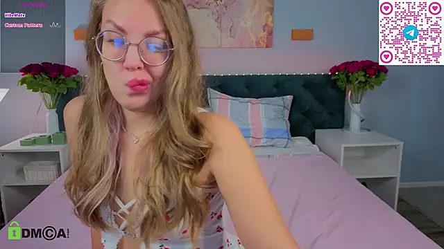 Kelly Hardy online show from 22, 10, 2025