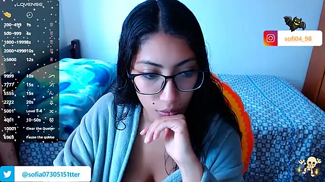 Snapshot of sofia_rosse4 chatting on 25, 11, 2025 sofia rosse4 online show from 25, 11, 2025