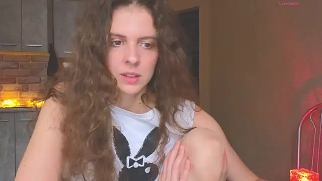 Sereta Finn online show from 29, 10, 2025