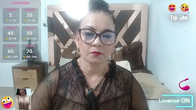lindaesmeralda online show from 19, 11, 2025