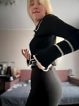 NikaMur online show from 10, 11, 2025