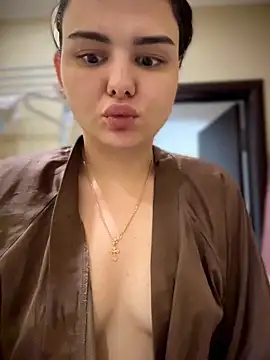 Snapshot of NikaMur chatting on 22, 6, 2026 NikaMur online show from 22, 6, 2026