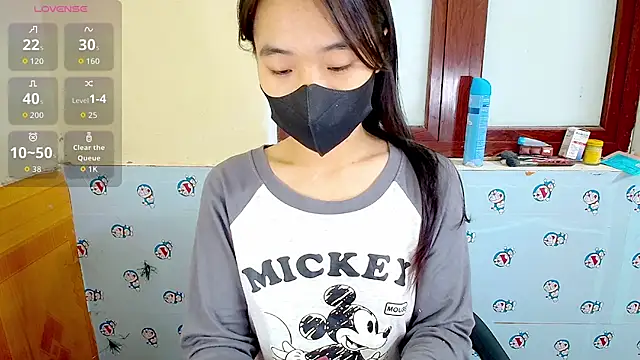   Saphia   online show from 25, 11, 2025