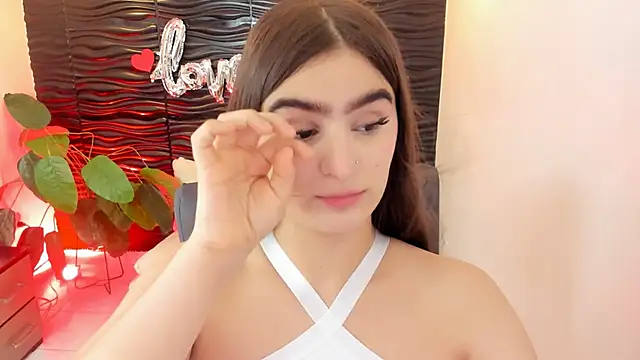 Snapshot of sofia_44 chatting on 9, 9, 2025 sofia 44 online show from 9, 9, 2025