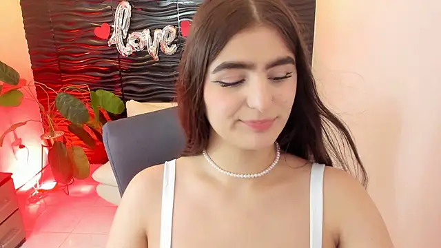 Snapshot of sofia_44 chatting on 7, 10, 2025 sofia 44 online show from 7, 10, 2025