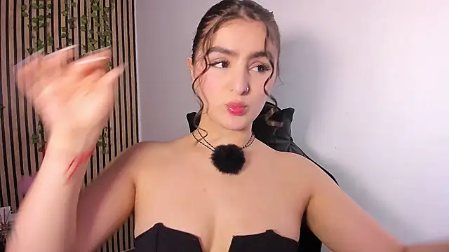 sofia 44 online show from 17, 7, 2026