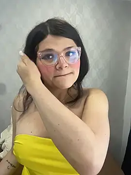 Snapshot of dayis_butera chatting on 17, 6, 2026 dayis butera online show from 17, 6, 2026