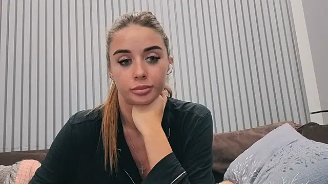 your bunnygirl online show from 24, 9, 2025