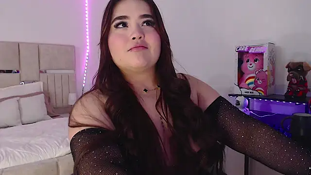 KimGeorgia  online show from 13, 3, 2025