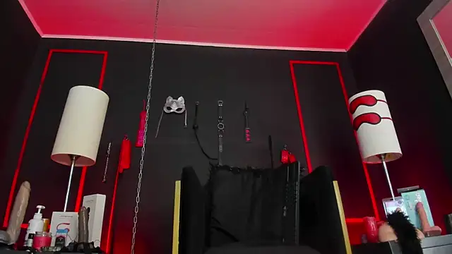 CharlotteScotte online show from 15, 9, 2025