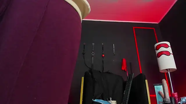 CharlotteScotte online show from 1, 10, 2025