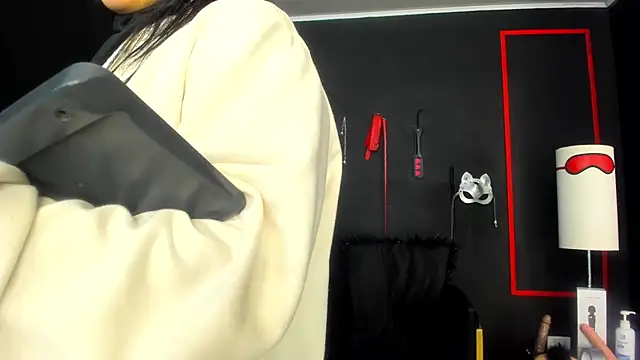 CharlotteScotte online show from 6, 11, 2025