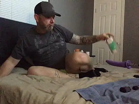 Snapshot of Cummerforyouu2 chatting on 15, 2, 2025 Cummerforyouu2 online show from 15, 2, 2025