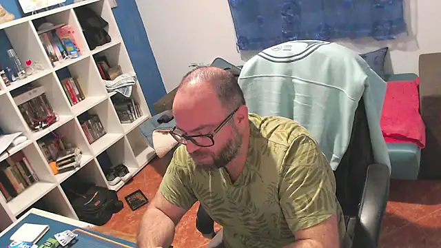 ravingr4d4 online show from 22, 3, 2026