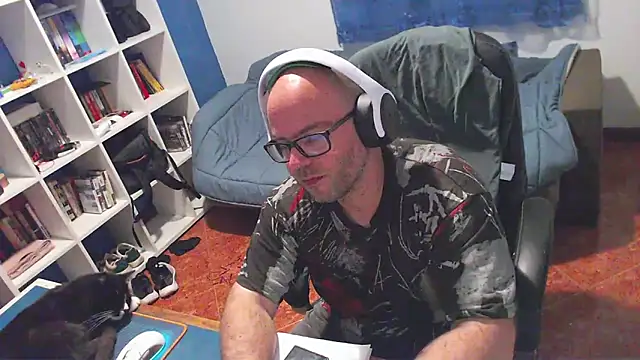Snapshot of ravingr4d4 chatting on 28, 4, 2026 ravingr4d4 online show from 28, 4, 2026
