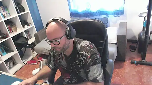 ravingr4d4 online show from 17, 10, 2025