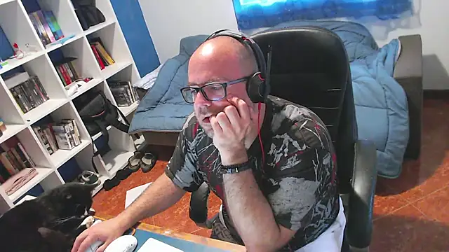 Snapshot of ravingr4d4 chatting on 29, 4, 2026 ravingr4d4 online show from 29, 4, 2026