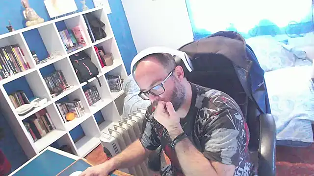 ravingr4d4 online show from 23, 2, 2026